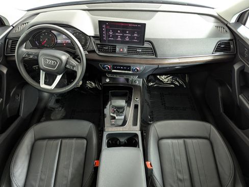 Used 2023 Audi Q5 2.0T Premium w/ Convenience Package AWD/4WD image 10