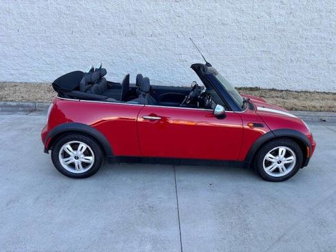 Used 2005 MINI Cooper Convertible image 26