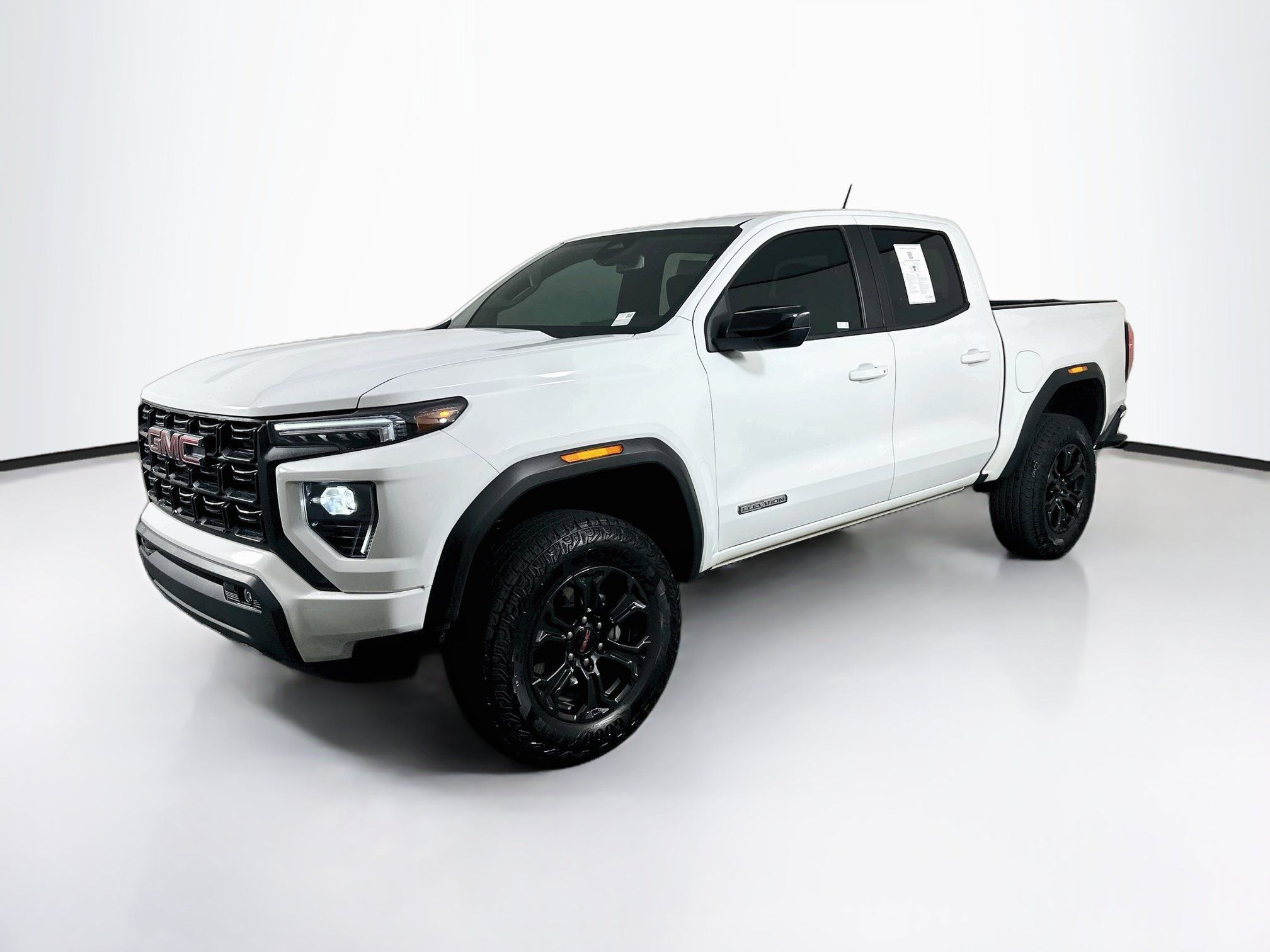 Used 2025 GMC Canyon Elevation w/ Convenience Package RWD image 3