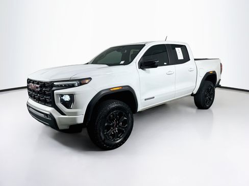 Used 2025 GMC Canyon Elevation w/ Convenience Package RWD image 3