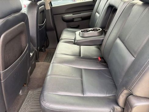 Used 2007 Chevrolet Silverado 1500 LT w/ South Central Value Package image 12