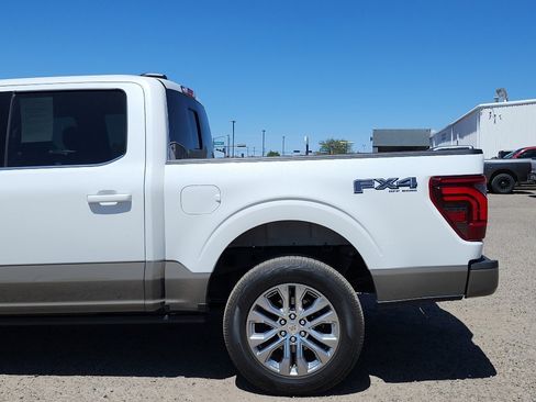 Used 2025 Ford F150 King Ranch w/ FX4 Off-Road Package image 9