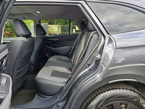Certified 2025 Subaru Outback Onyx Edition AWD/4WD image 18