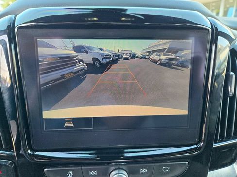 Certified 2023 Chevrolet Traverse LT w/ LPO, Cargo Package AWD/4WD image 7