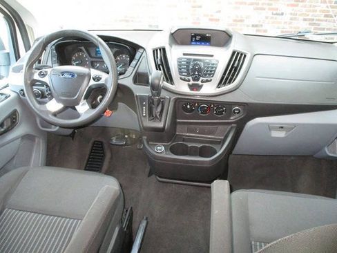 Used 2018 Ford Transit 150 XL RWD image 24