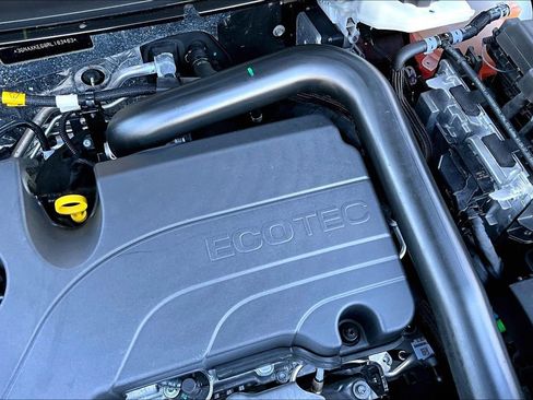 Used 2024 Chevrolet Equinox LT image 29