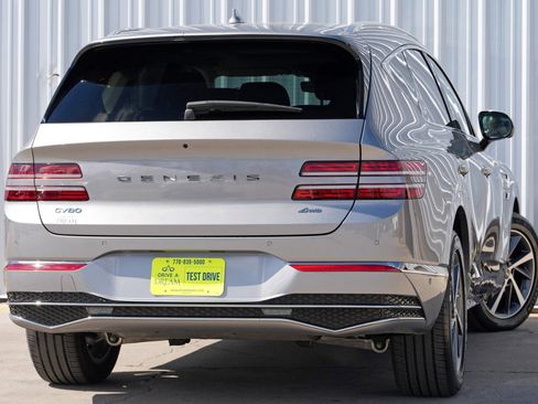 Used 2025 Genesis GV80 2.5T Advanced image 5