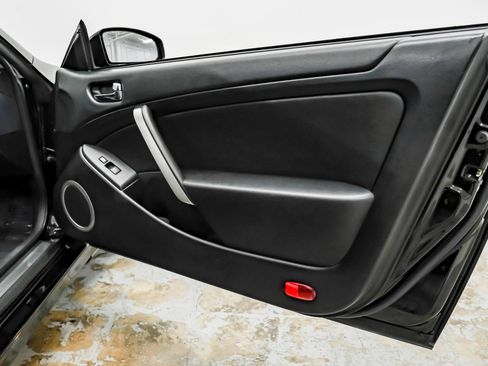 Used 2005 INFINITI G35 Coupe w/ (P01) Premium Pkg RWD image 31