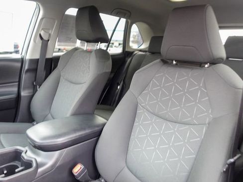 Certified 2024 Toyota RAV4 XLE image 29