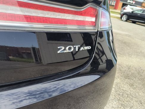 Used 2019 Lincoln MKZ Premiere image 6