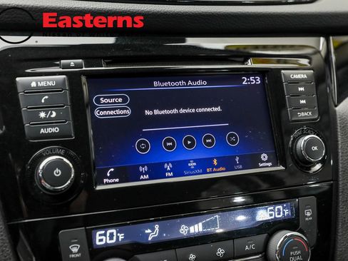 Used 2022 Nissan Rogue Sport SV w/ Technology Package AWD/4WD image 18