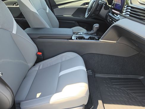 New 2026 Toyota Camry SE FWD image 12