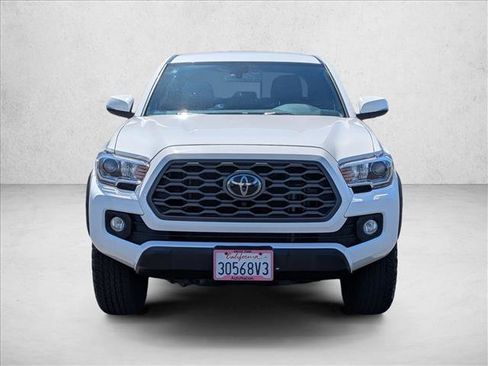 Used 2023 Toyota Tacoma TRD Off-Road w/ Advanced Technology Package AWD/4WD image 2