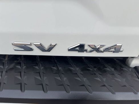 Certified 2024 Nissan Titan SV w/ SV Convenience Package image 32