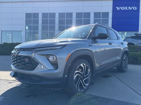 Used 2025 Chevrolet TrailBlazer RS image 34