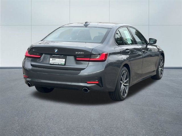 Used 2022 BMW 330i xDrive Sedan w/ Driving Assistance Package AWD/4WD image 6