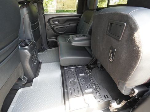 Used 2021 Nissan Titan PRO-4X w/ Pro-4x Convenience Package AWD/4WD image 33