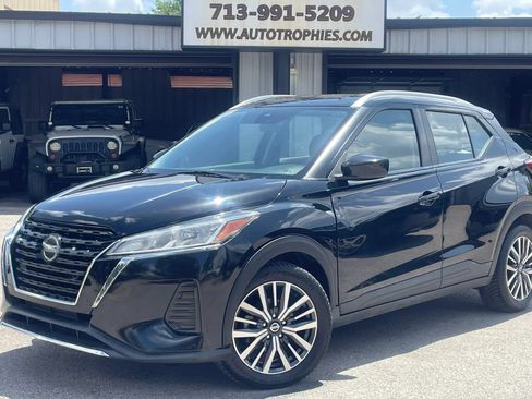 Used 2021 Nissan Kicks SV FWD image 24