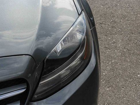 Used 2017 Mercedes-Benz C 300 Sedan image 7