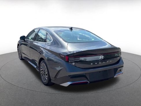 Used 2025 Hyundai Sonata SEL FWD image 10