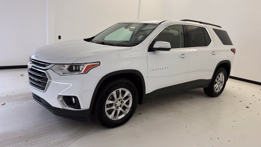 Used 2021 Chevrolet Traverse LT FWD image 15