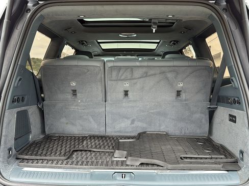 Used 2022 Jeep Grand Wagoneer Series III w/ Rear Seat Video Group 1 image 31