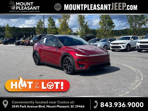 Used 2026 Tesla Model Y Performance AWD/4WD image 1