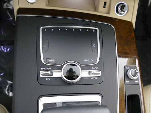 Used 2020 Audi Q5 2.0T Premium Plus image 22