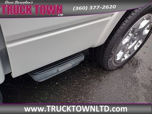 Used 2011 Ford F150 Lariat w/ Lariat Chrome Pkg image 9