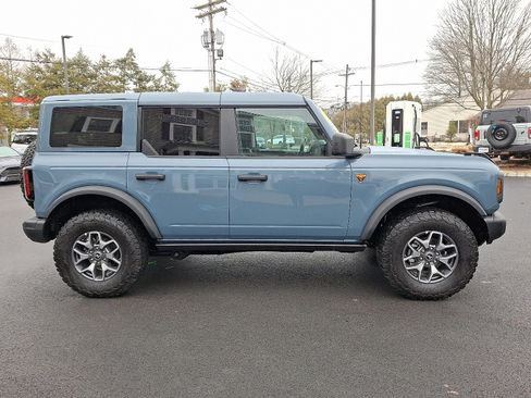 Certified 2025 Ford Bronco Badlands image 4