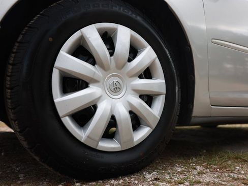 Used 2005 Toyota Camry SE image 29