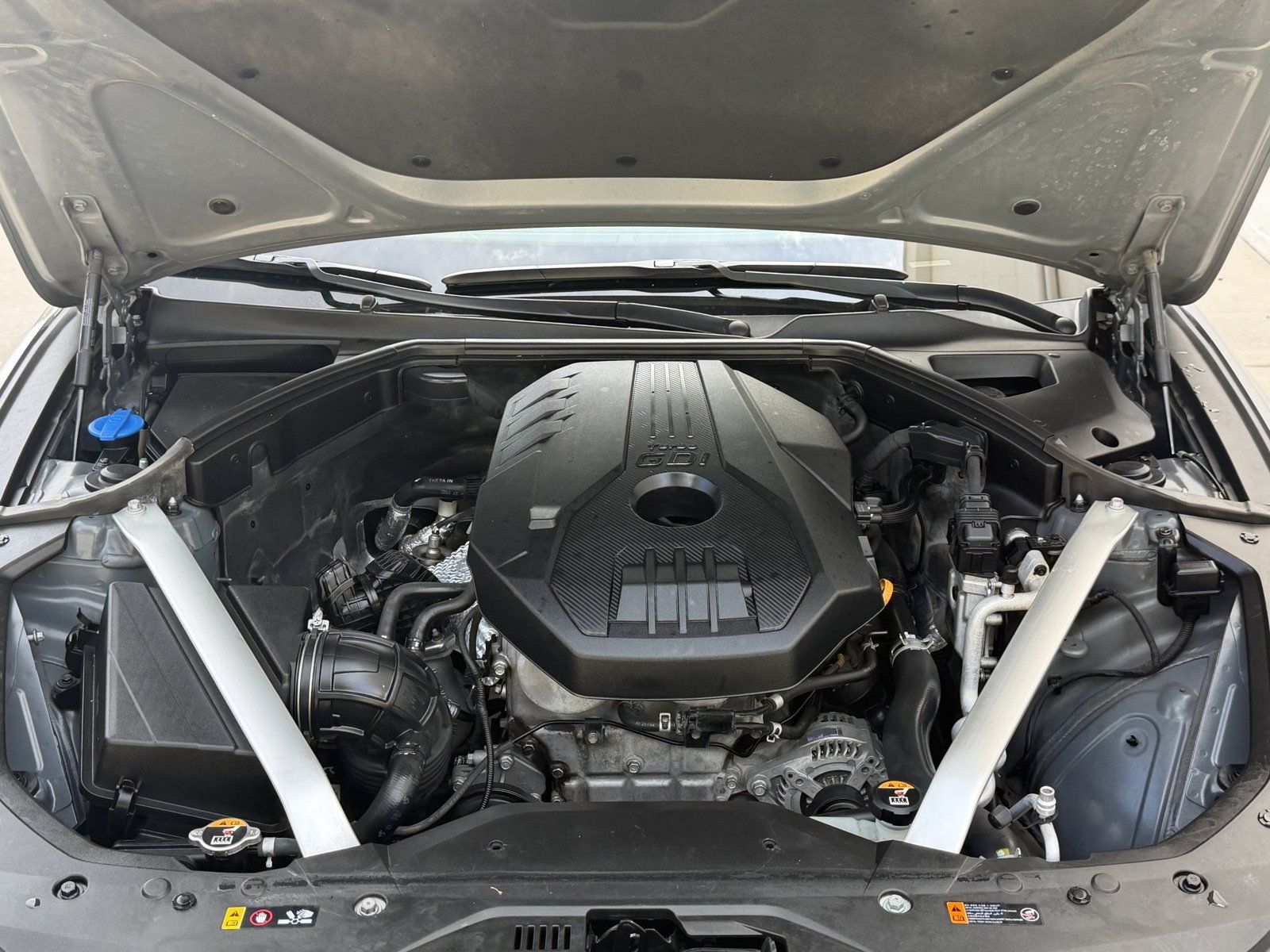 Used 2020 Genesis G70 2.0T RWD image 38