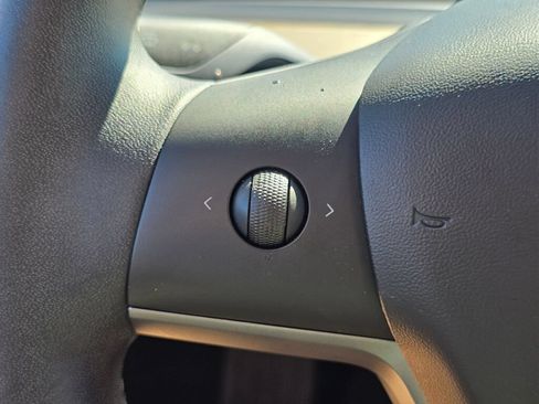 Used 2019 Tesla Model 3 RWD image 24