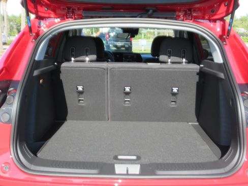 New 2026 Chevrolet Trax LS w/ LS Convenience Package image 28