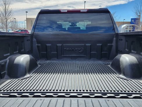 Used 2025 Chevrolet Silverado 1500 LT image 11