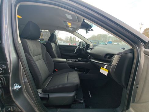 Used 2026 Nissan Rogue SV w/ Cold Weather Package image 24