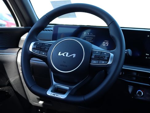 New 2026 Kia K5 GT-Line image 8