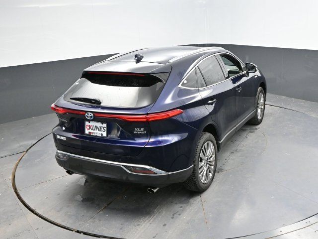 Used 2021 Toyota Venza XLE w/ Softex Package AWD/4WD image 29
