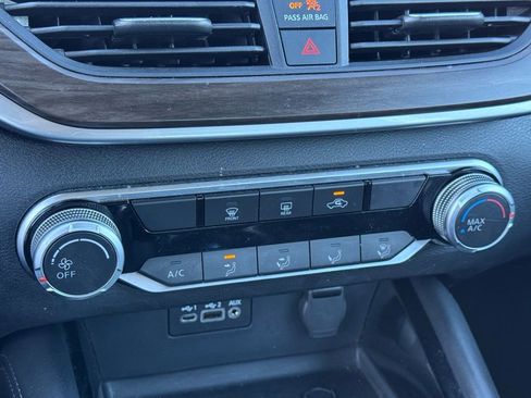 Used 2023 Nissan Altima 2.5 SV image 17