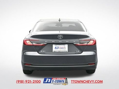 Used 2025 Toyota Camry LE FWD image 8