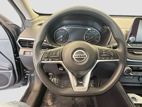 Used 2021 Nissan Altima 2.5 SV image 18