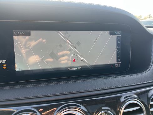 Certified 2019 Mercedes-Benz S 560 4MATIC Sedan image 29