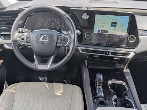 Used 2024 Lexus RX 350 FWD w/ Technology Package image 27
