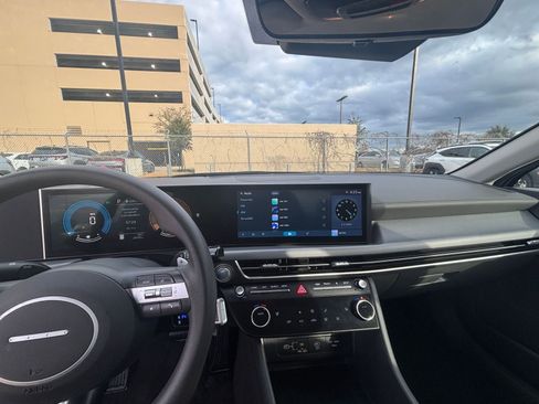 Used 2025 Hyundai Sonata SEL image 32