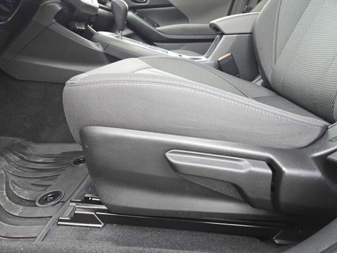 Used 2024 Subaru Crosstrek 2.0i Premium image 23