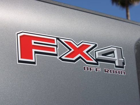Used 2025 Ford F250 XLT w/ FX4 Off-Road Package AWD/4WD image 21