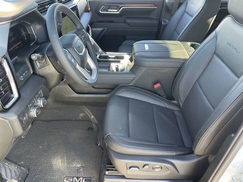 New 2026 GMC Sierra 2500 Denali w/ Technology Package AWD/4WD image 19