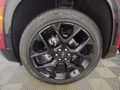 Used 2026 Chevrolet Traverse RS w/ LPO, Floor Liner Package FWD image 17
