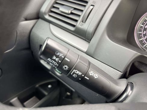 Used 2018 Honda Ridgeline Sport image 26