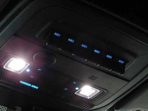 Used 2024 Ford Bronco Wildtrak image 70